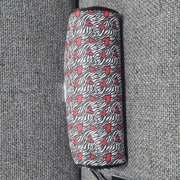 BEBE Cosemetic Bag - Picture 7 of 10